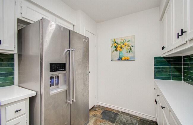 Building Photo - 15309 Kingfield Dr