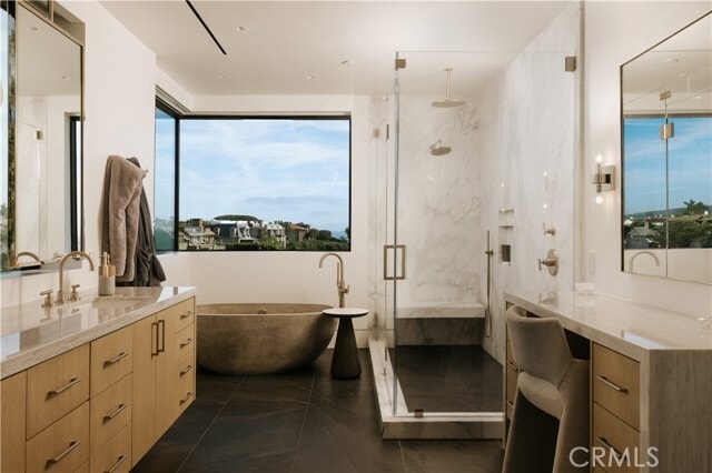 Building Photo - 212 Hazel Dr