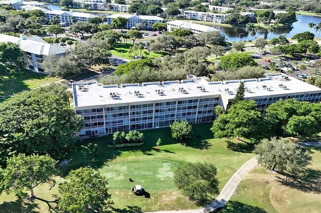 Building Photo - 9470 Tangerine Pl