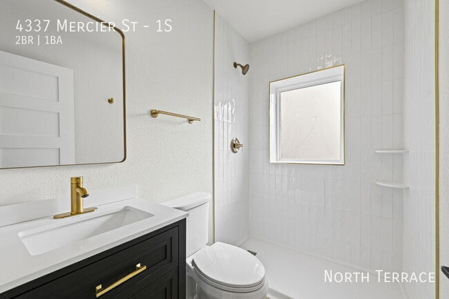 Building Photo - 4337 Mercier St