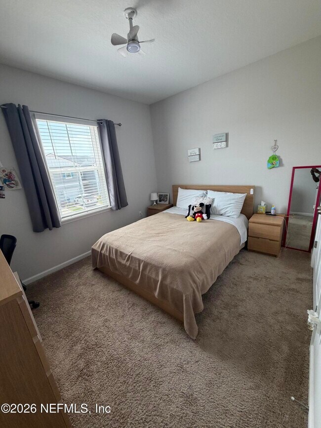 Building Photo - 24 Fieldfare Ln