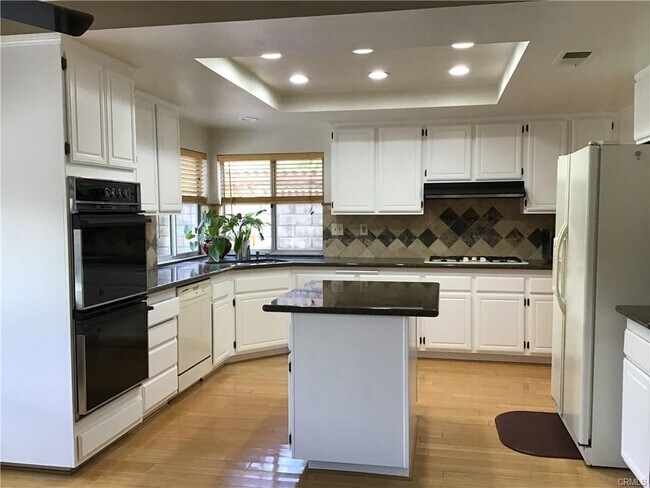 Kitchen roomy enough for the cook and helpers - 20111 Cavern Ct