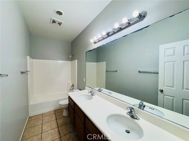 Building Photo - 16832 Fox Trot Ln