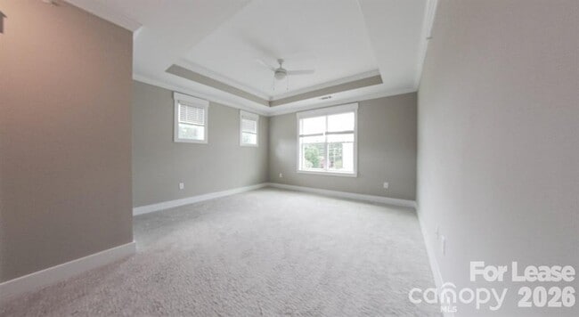 Building Photo - 17014 Fairmount Way