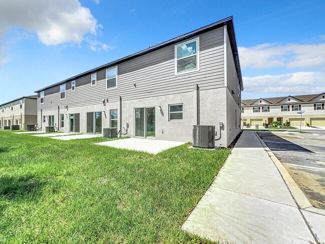 Building Photo - 3886 Academia Ave