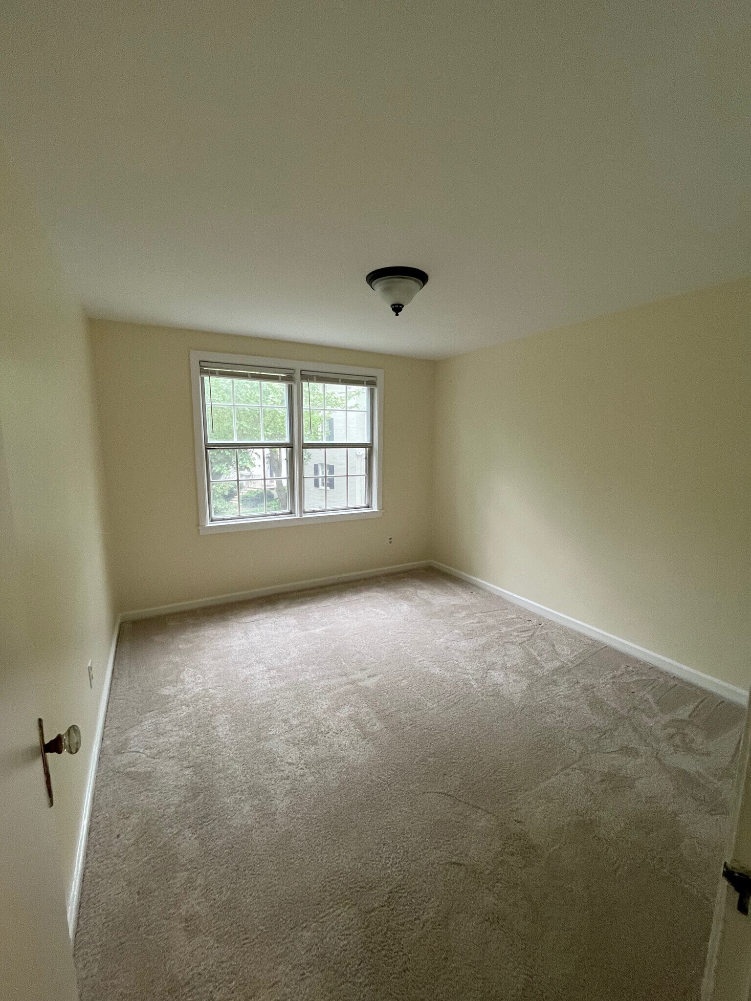 bedroom2 - 820 S Arlington Mill Dr