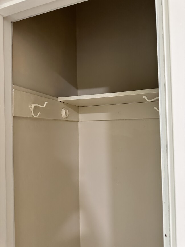 Building Photo - 778 61st St