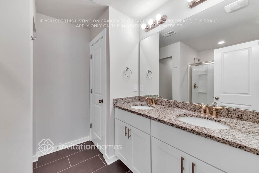 Building Photo - 3007 Ayana Dr