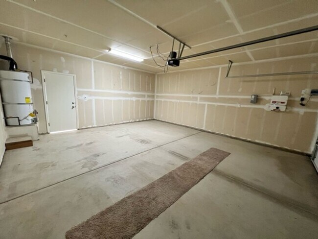 Building Photo - 3306 Manchester St