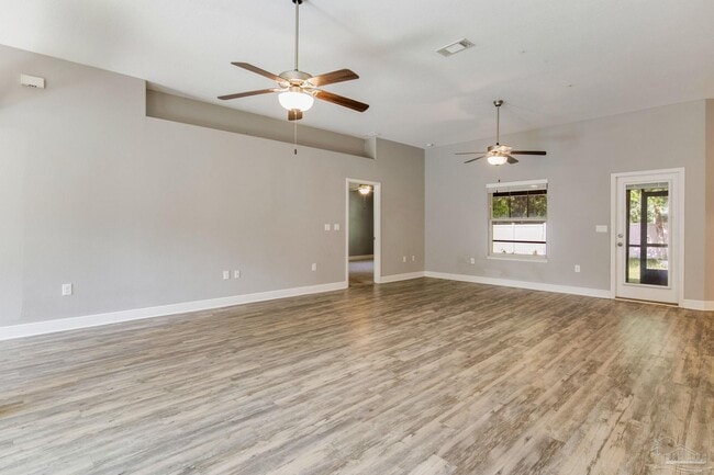 Building Photo - 3111 Hickory St