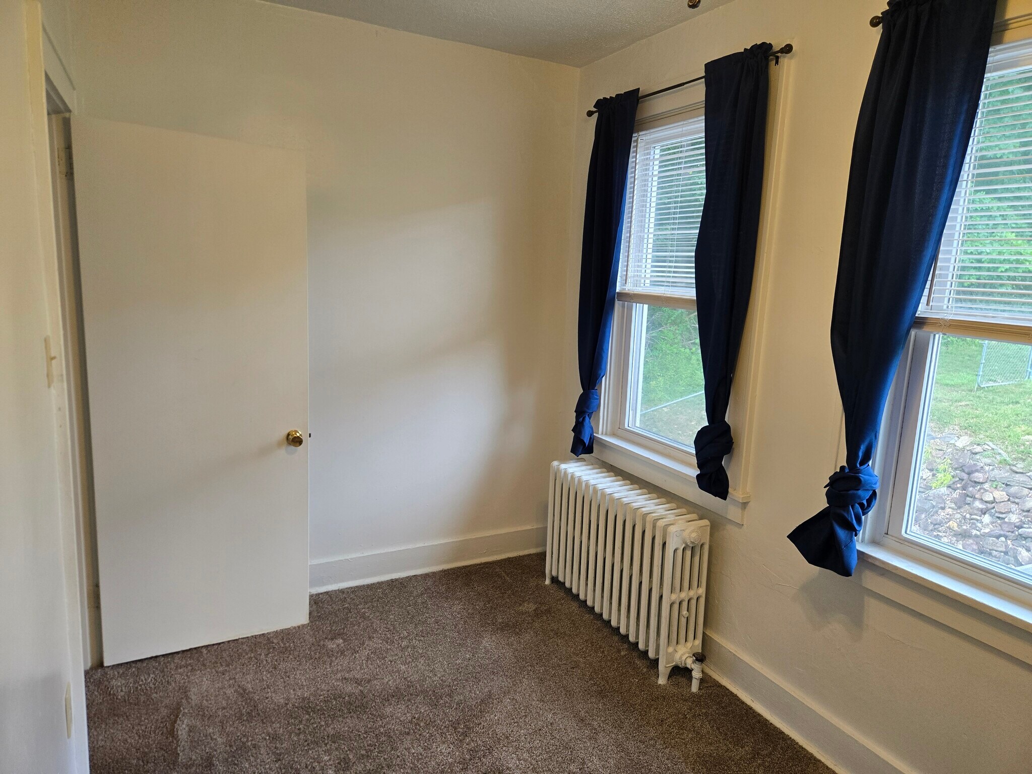 3rd Bedroom - 523 Castle Shannon Blvd
