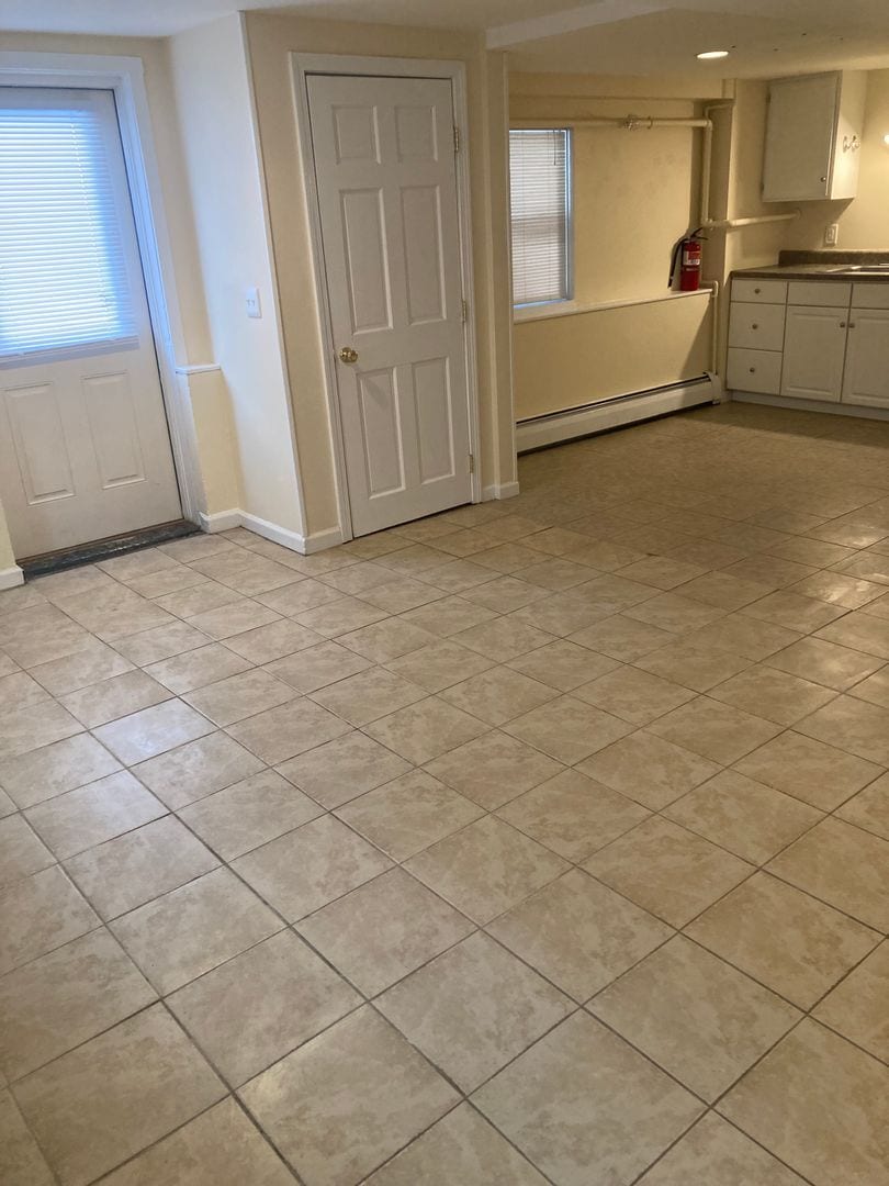 Building Photo - 60 Spruce St