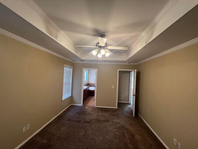 Building Photo - Sale or Lease Home in Tradewinds