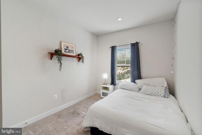 Building Photo - 7932 Tanbridge Ln