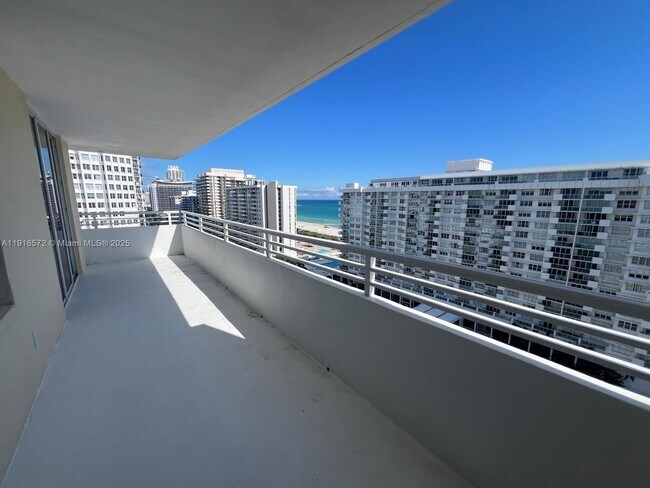 Building Photo - 5600 Collins Ave