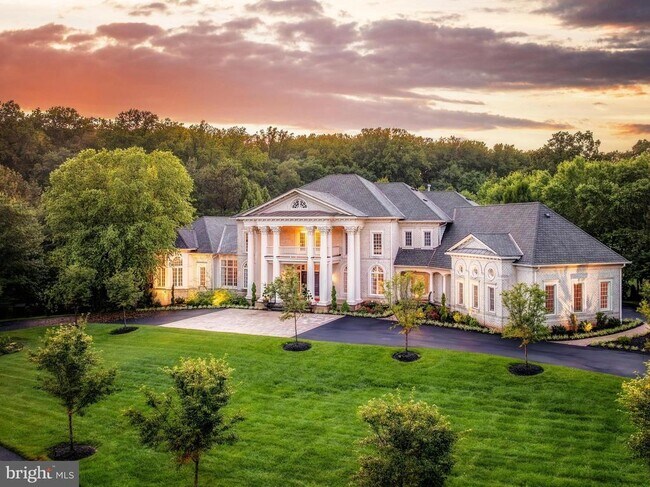 Building Photo - 860 Nicholas Run Dr