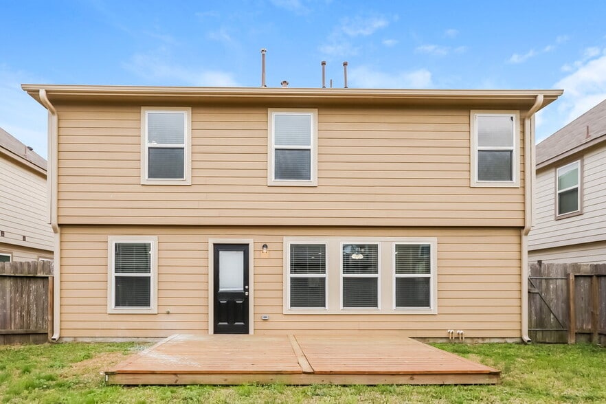 Building Photo - 9943 Chimney Swift Ln