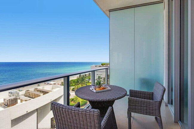 Building Photo - 4111 S Ocean Dr