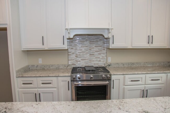 Building Photo - Barrington Park Subdivision