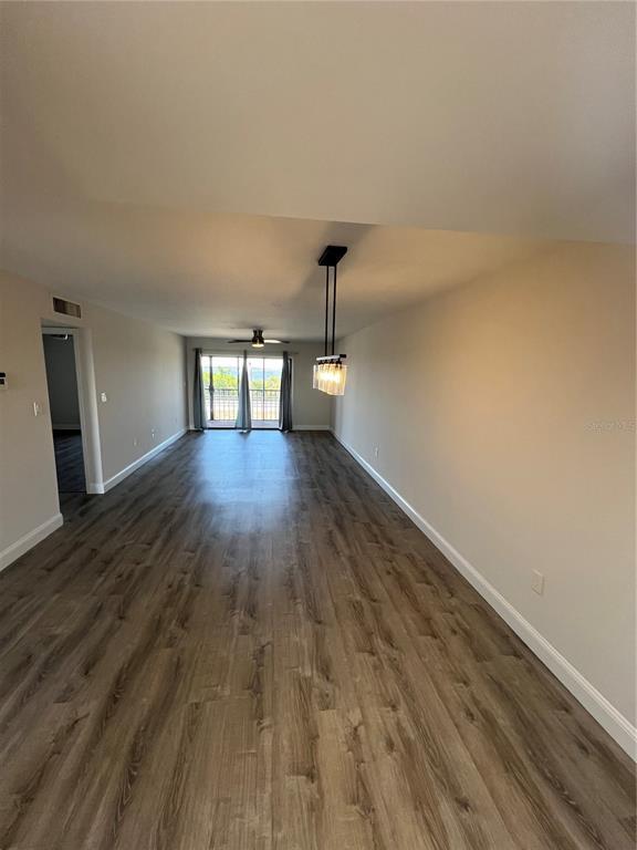 Building Photo - 14459 River Beach Dr