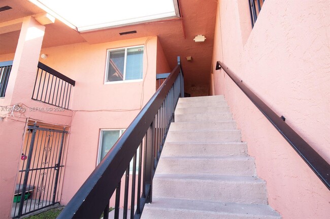 Building Photo - 2020 NW 119th St
