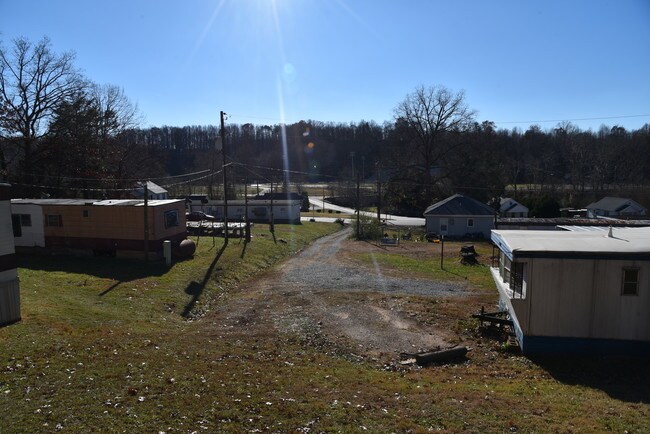 Building Photo - Lawless Mobile Home Park