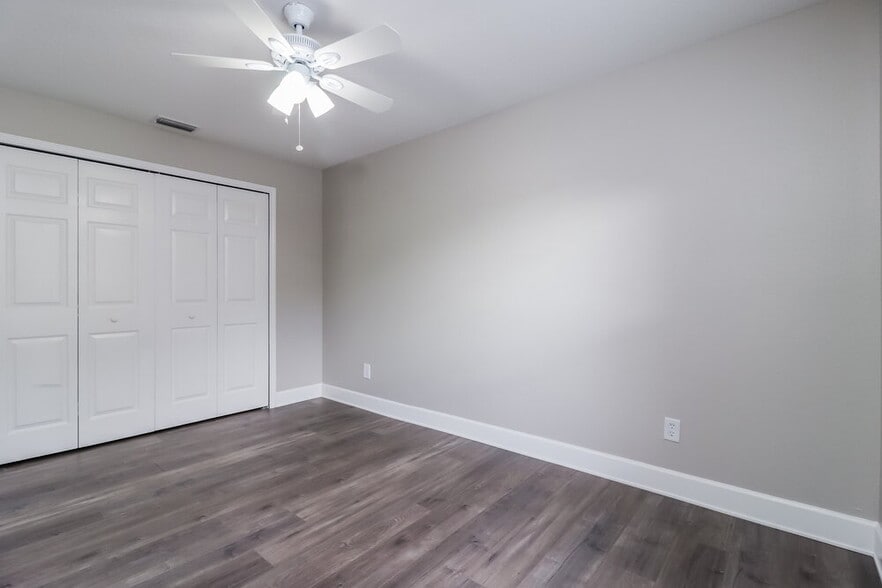 Building Photo - 10915 Brucehaven Dr