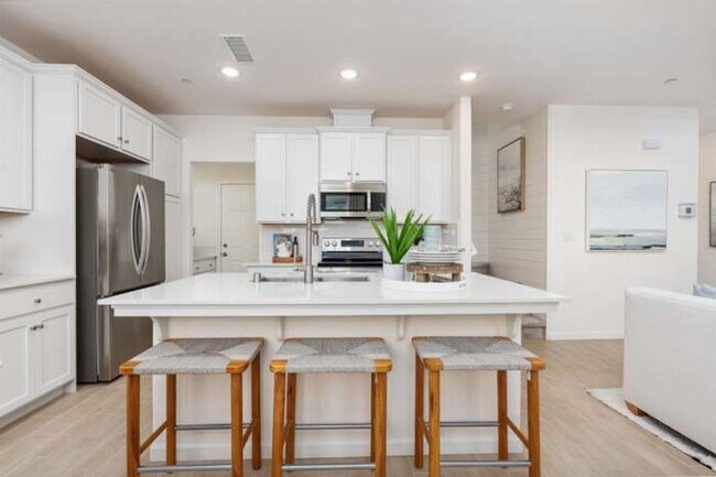 Building Photo - BRAND NEW 3/2.5 WIlson Home near Clovis South