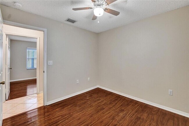 Building Photo - 5248 NW 117th Ave