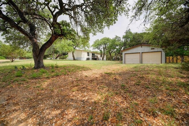 Building Photo - 241 Glenwood Dr