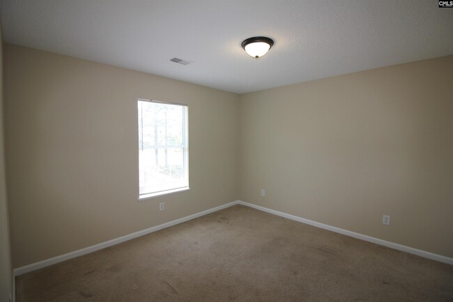 Building Photo - 540 Autumn Glen Rd