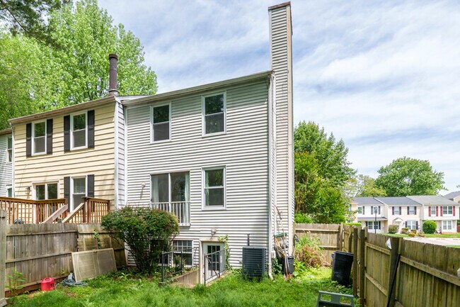 Building Photo - 9515 Quarry Bridge Ct