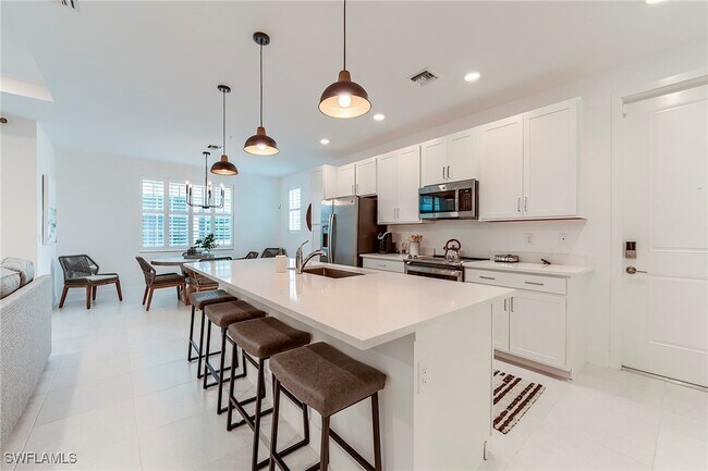 Building Photo - 26401 Coco Cay Cir