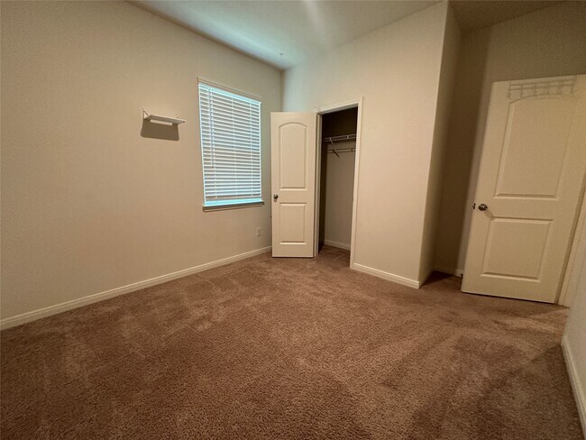 Building Photo - 26720 Frost Dr