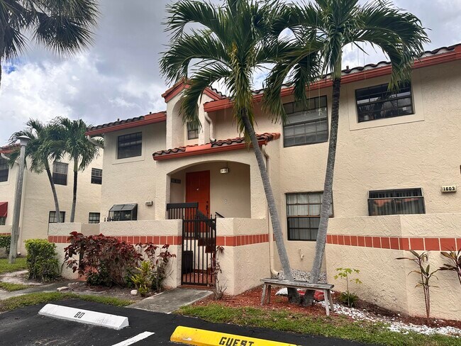 Building Photo - 1606 Congressional Way