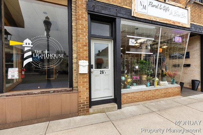 Building Photo - 26 E Main St