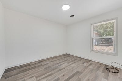 Building Photo - 725 W Brock St