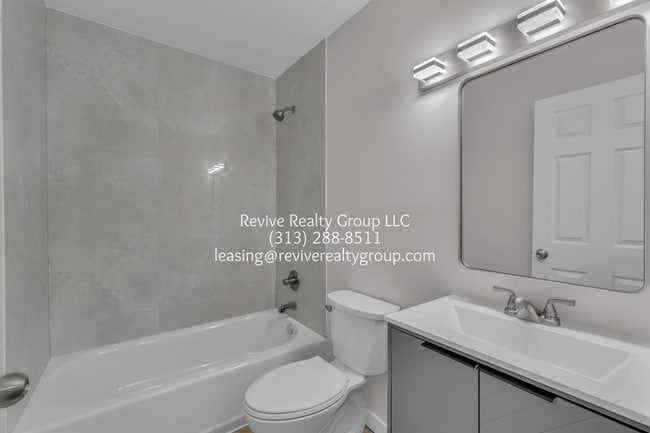 Building Photo - 1000 Hunter Ave