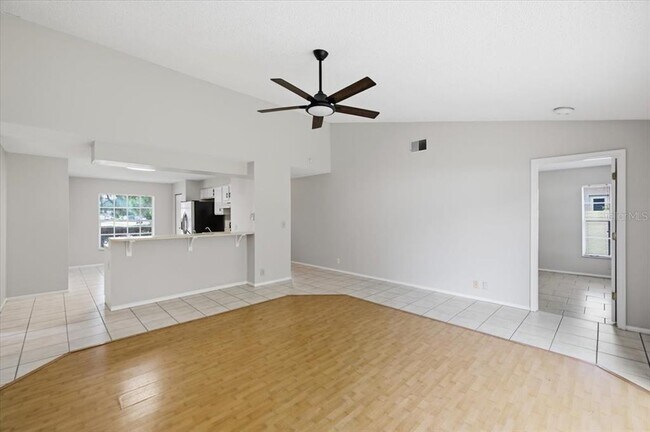 Building Photo - 1901 Castle Bay Ct