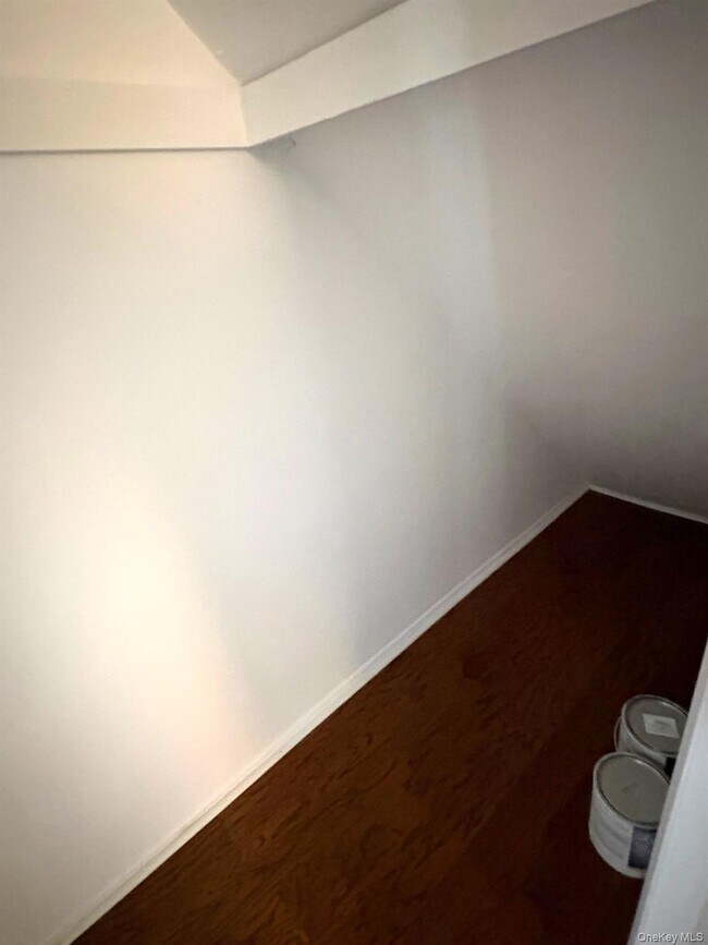 Building Photo - 62 Elissa Ln