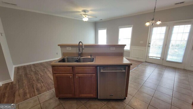 Building Photo - 1780 Willow Branch Ln