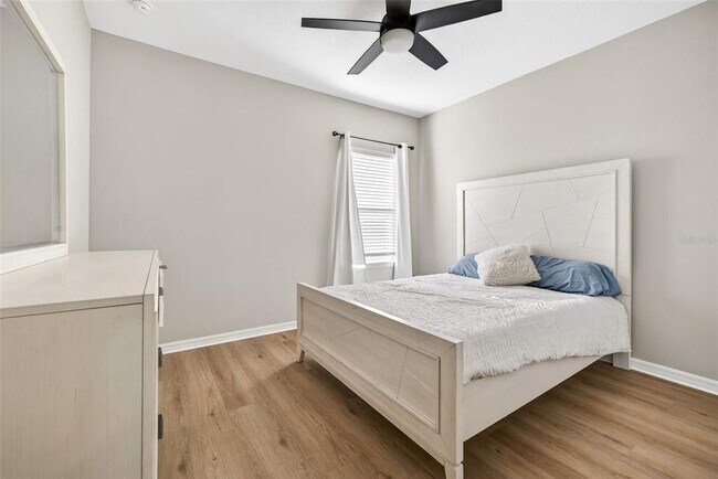 Building Photo - 33805 Astoria Cir