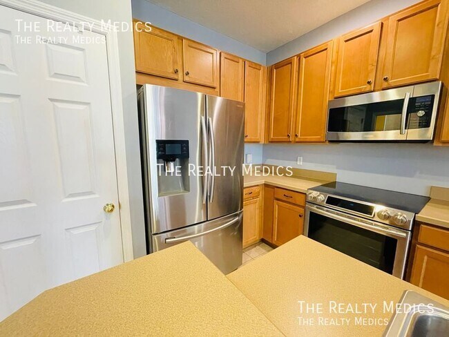 Building Photo - 5110 Fiorella Ln