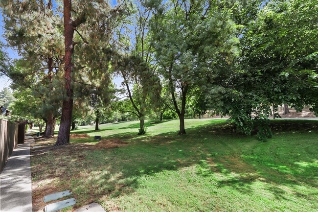 Building Photo - North Davis Condo-Available