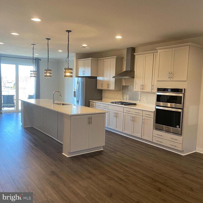 Building Photo - 24083 Gumspring Kiln Terrace