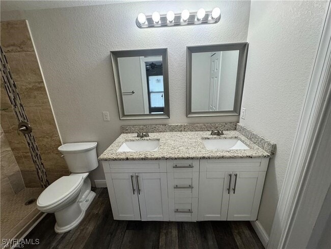 Building Photo - 3414 Santa Barbara Blvd