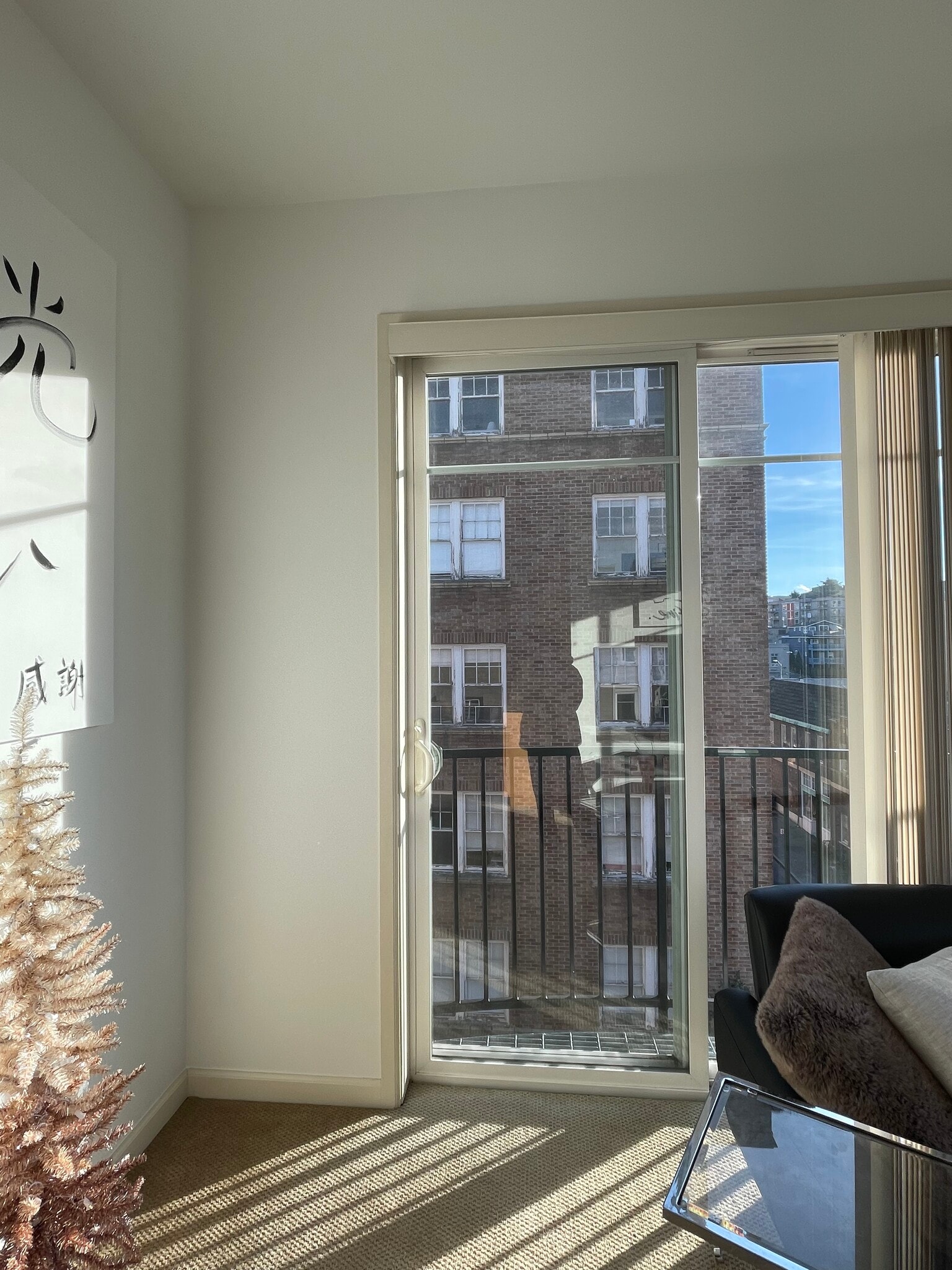 Building Photo - 124 Bellevue Ave E