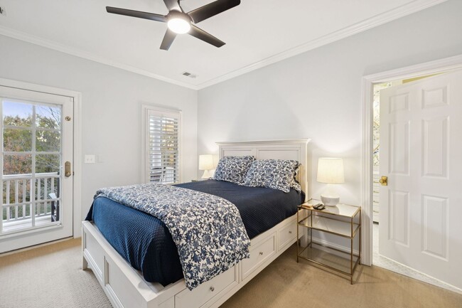 Building Photo - Luxury Executive Rental in Highlands of Ladd Park