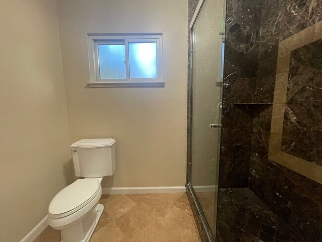 Building Photo - Equestrian Property & Country Living in the Heart of Folsom