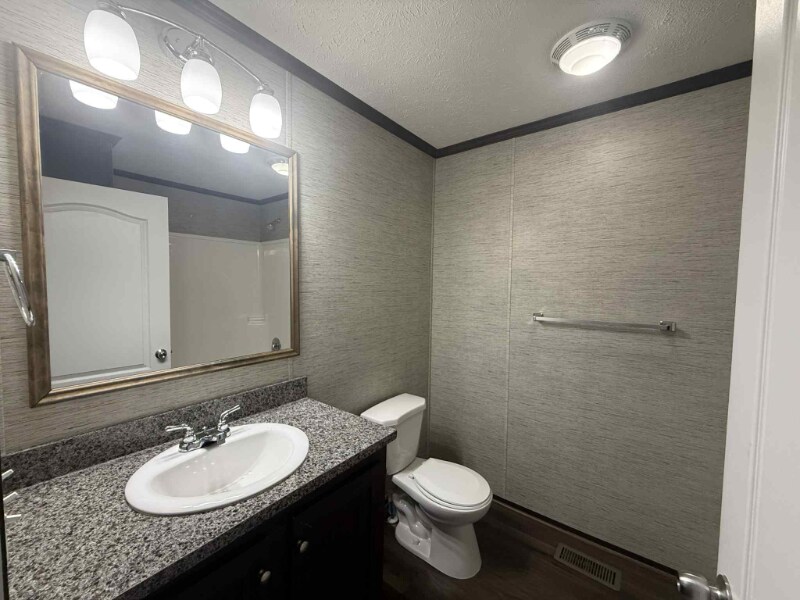 Building Photo - 1236 N Oaklane Rd